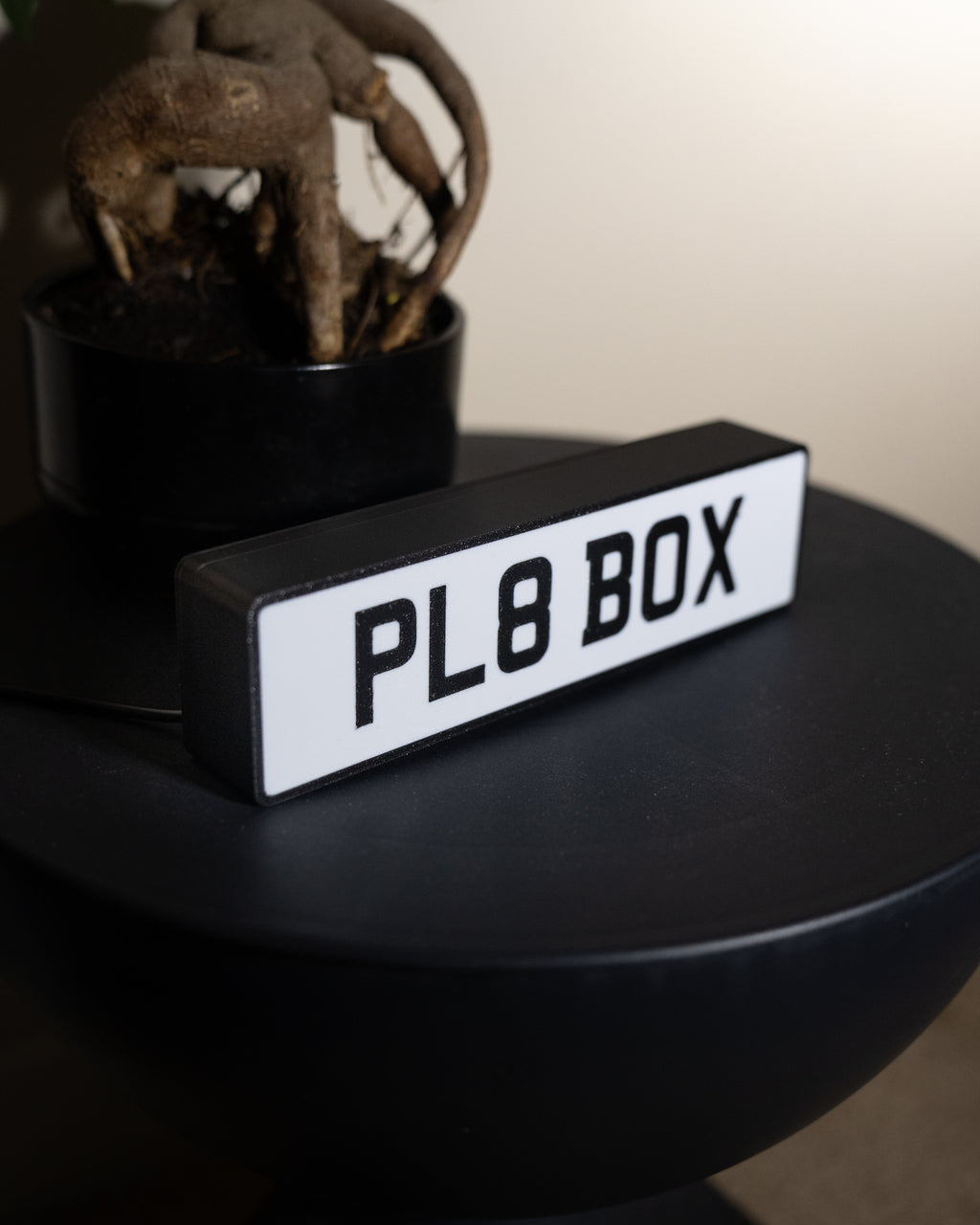 Custom UK Number Plate Lightbox - White